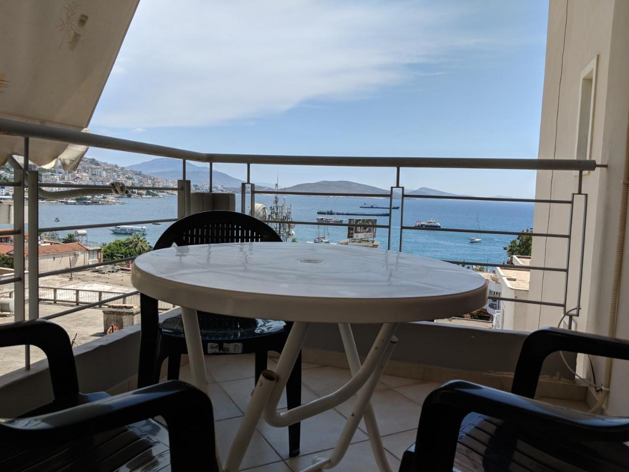 Seafront Apartment Sarandë 外观 照片